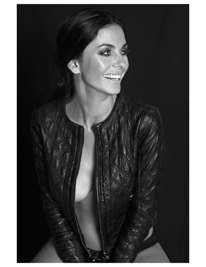 Female model photo shoot of Jacqueline Baroli