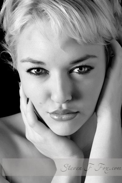 Female model photo shoot of Christijana York