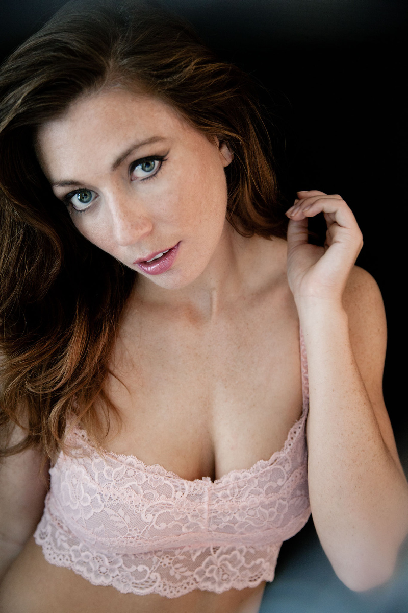 Female model photo shoot of Jessica Lynn87 by FawntailPhotography, makeup by Tara Schaeffer