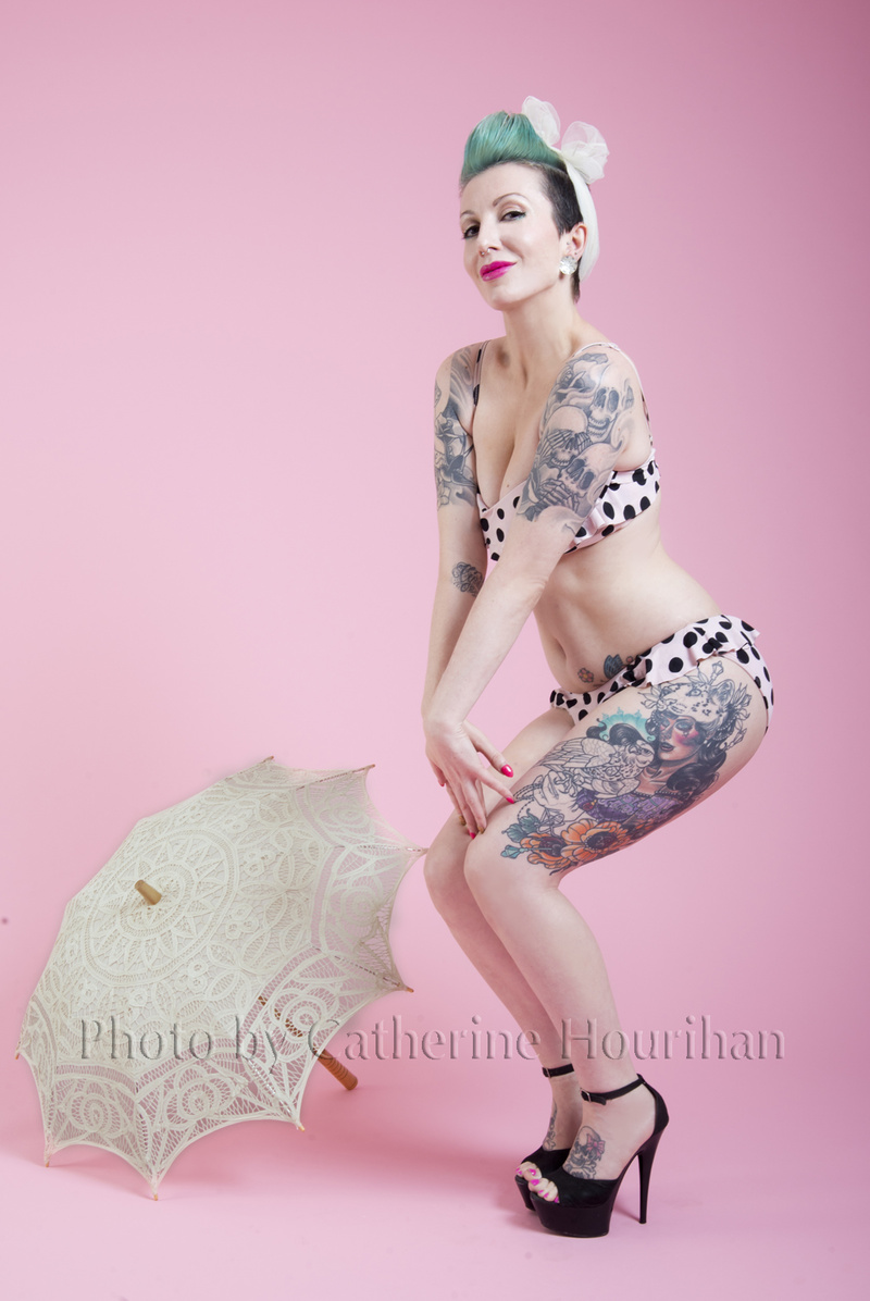 Female model photo shoot of Tierre Miss Kitten Rose