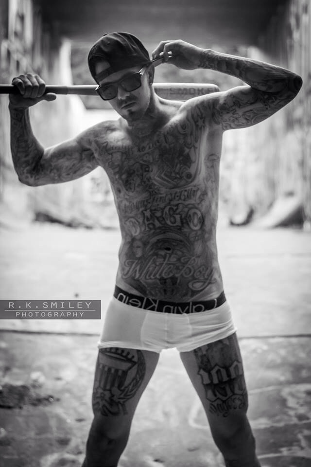 Male model photo shoot of Kingink in LA!!