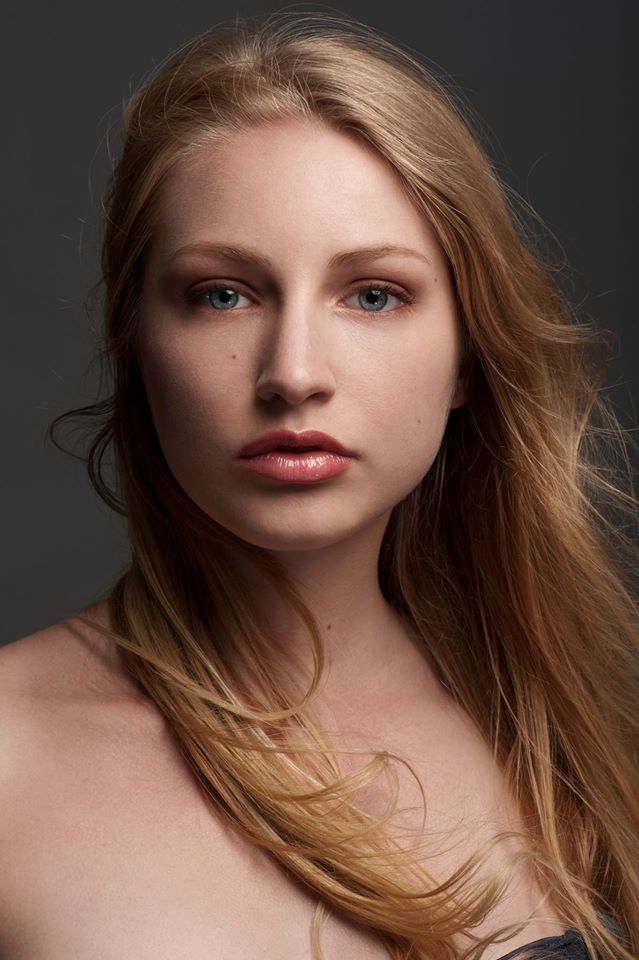 Female model photo shoot of makeupbynac
