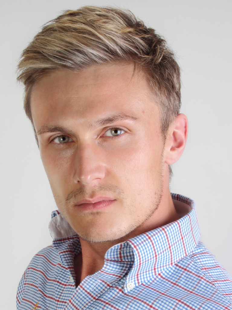 Male model photo shoot of Lewis Bradley