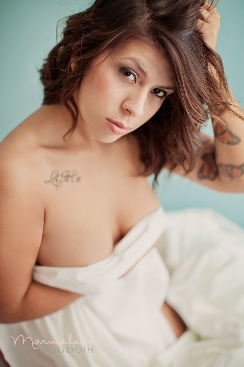 Female model photo shoot of sexysafari