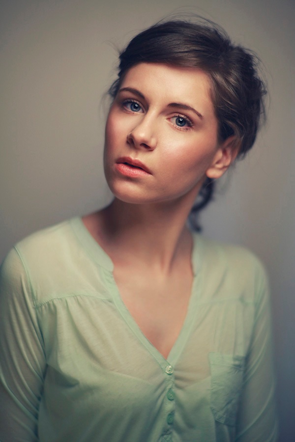 Female model photo shoot of Evelina Rydzanicz