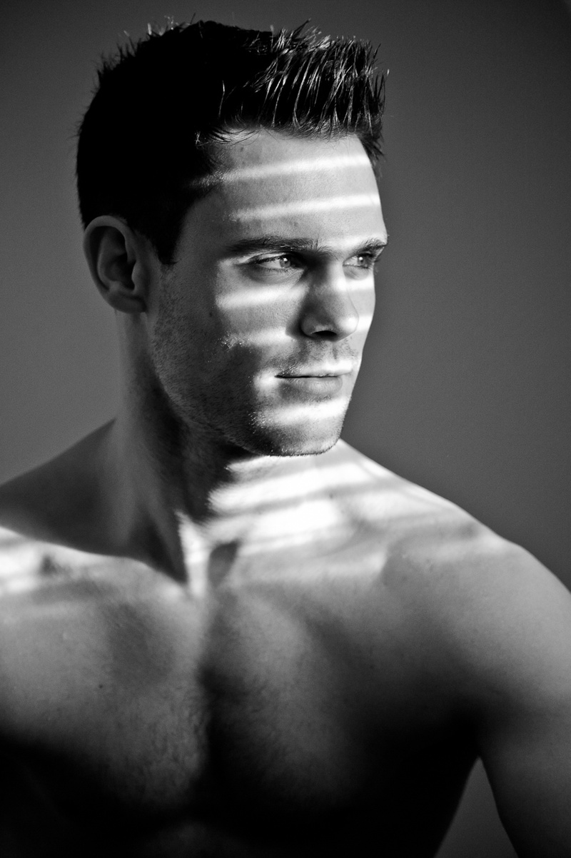 Male model photo shoot of Matthew Wesley