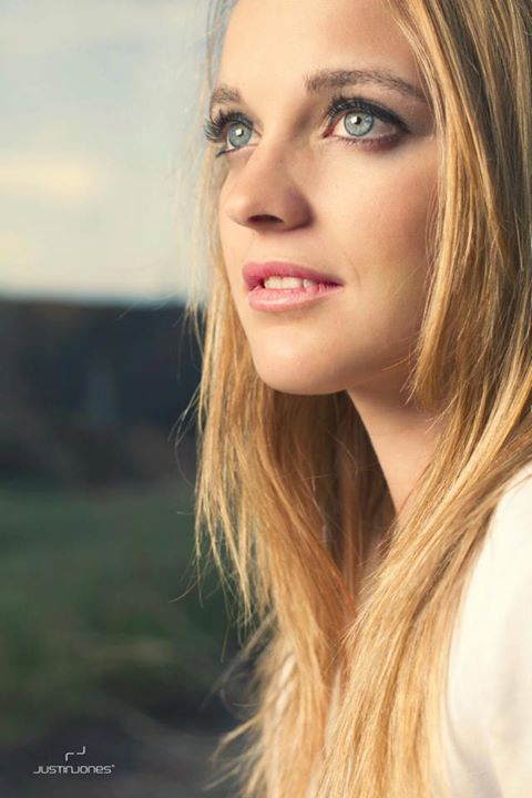 Female model photo shoot of BrittanyKurfurst