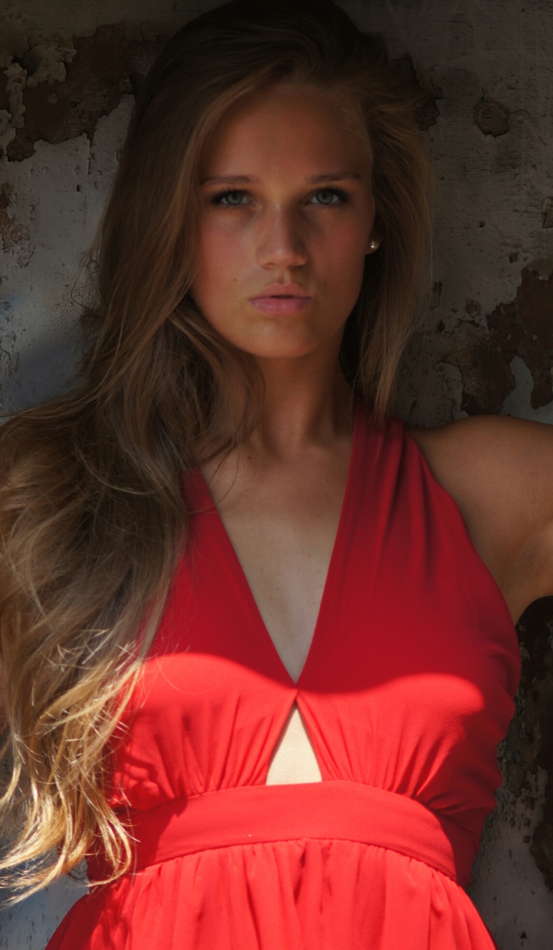 Female model photo shoot of Taylor McWhorter