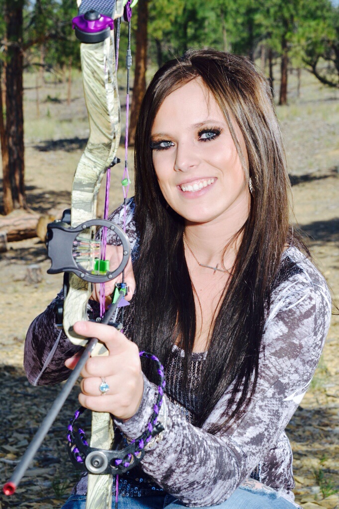 Female model photo shoot of huntingcountrypumkin