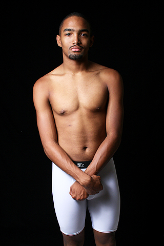 Male model photo shoot of Raynard Pope 