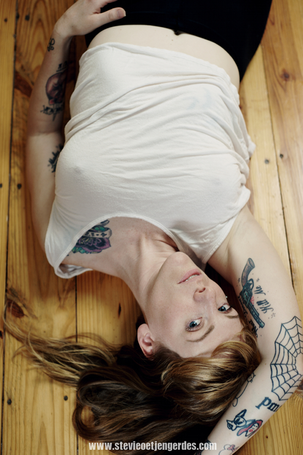 Female model photo shoot of Rachel lynne by stevie oetjengerdes