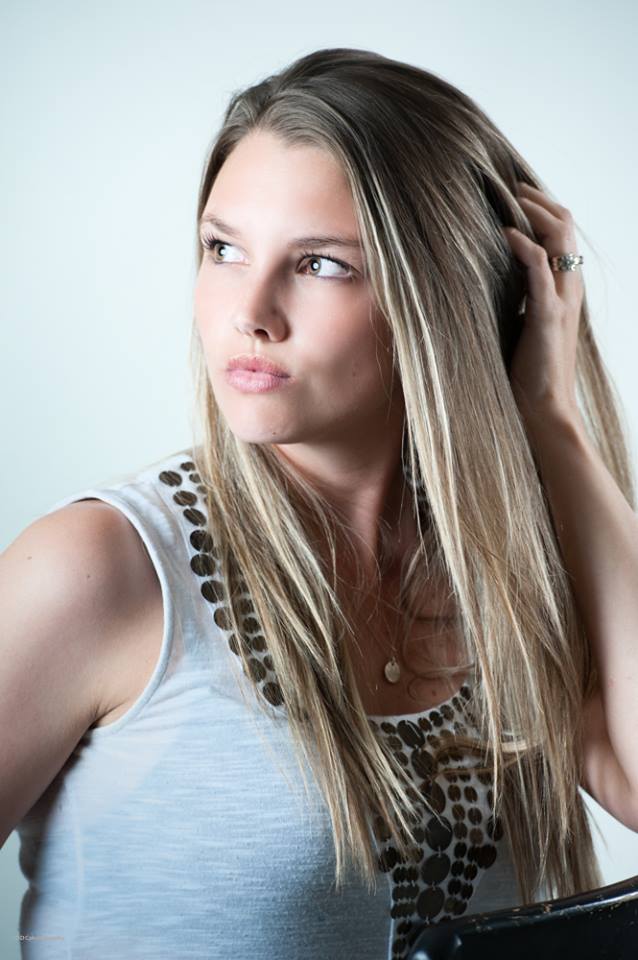Female model photo shoot of KimberlyHickey by RDCphoto
