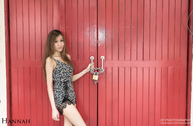 Female model photo shoot of Hannah Tan