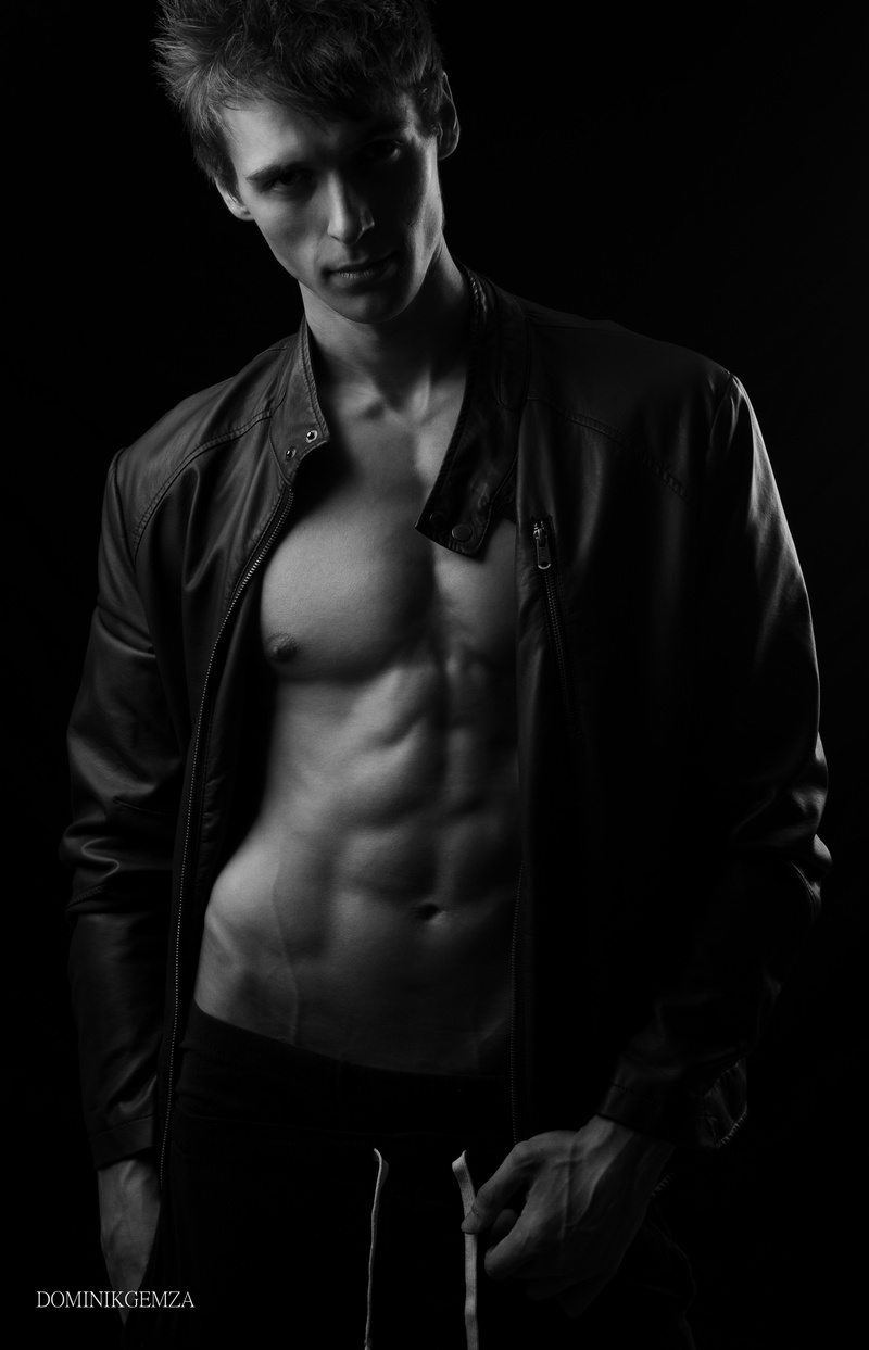 Male model photo shoot of dominicki