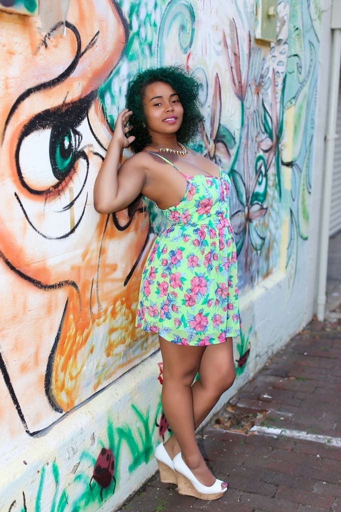Female model photo shoot of Iteonna Duncan by C Spence