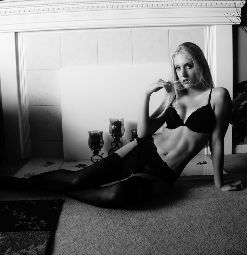 Female model photo shoot of Madilyn Elyse by TragerStudio