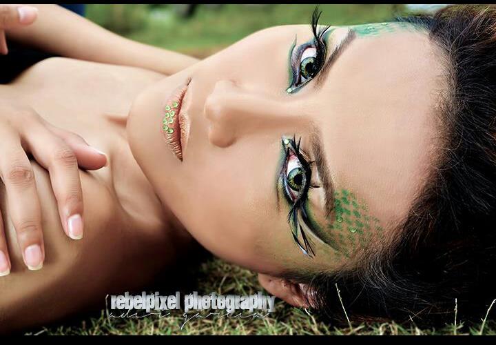 Female model photo shoot of Ieda Fazidah