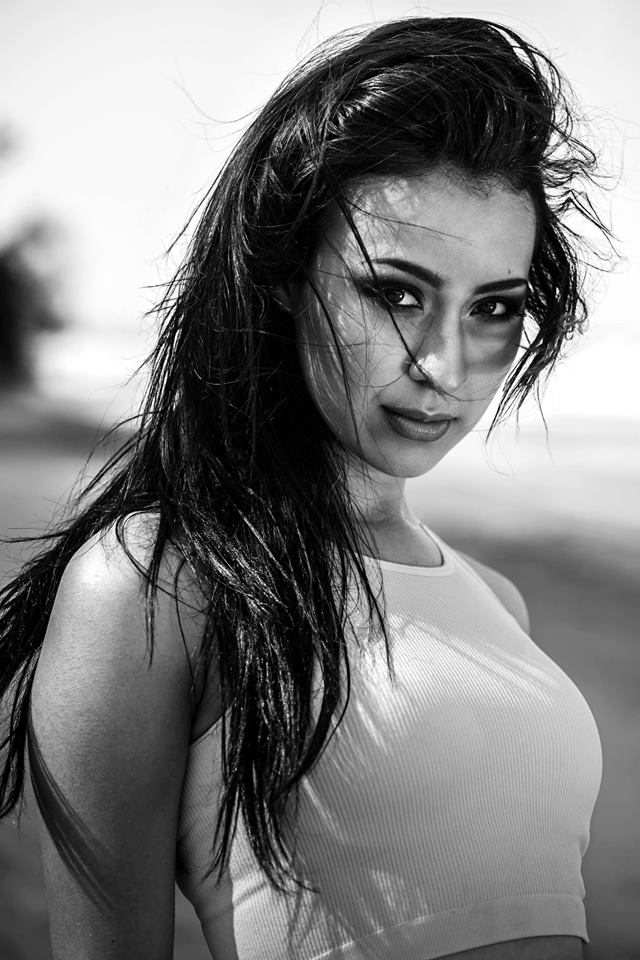Female model photo shoot of Mayra Cahue