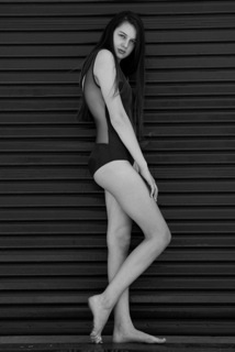 Female model photo shoot of Taynichole