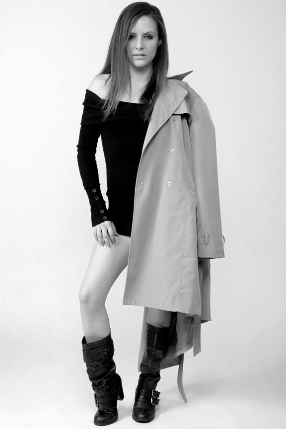 Female model photo shoot of Veronica Kay