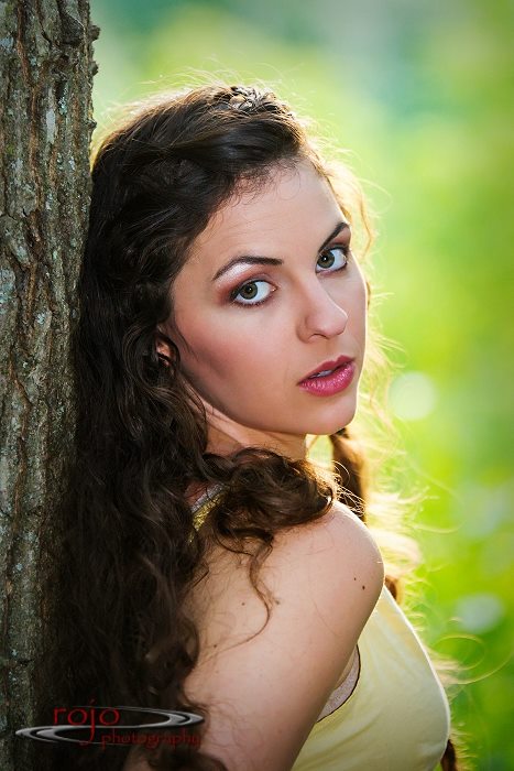 Female model photo shoot of rachaelmesser by Rojo Photography