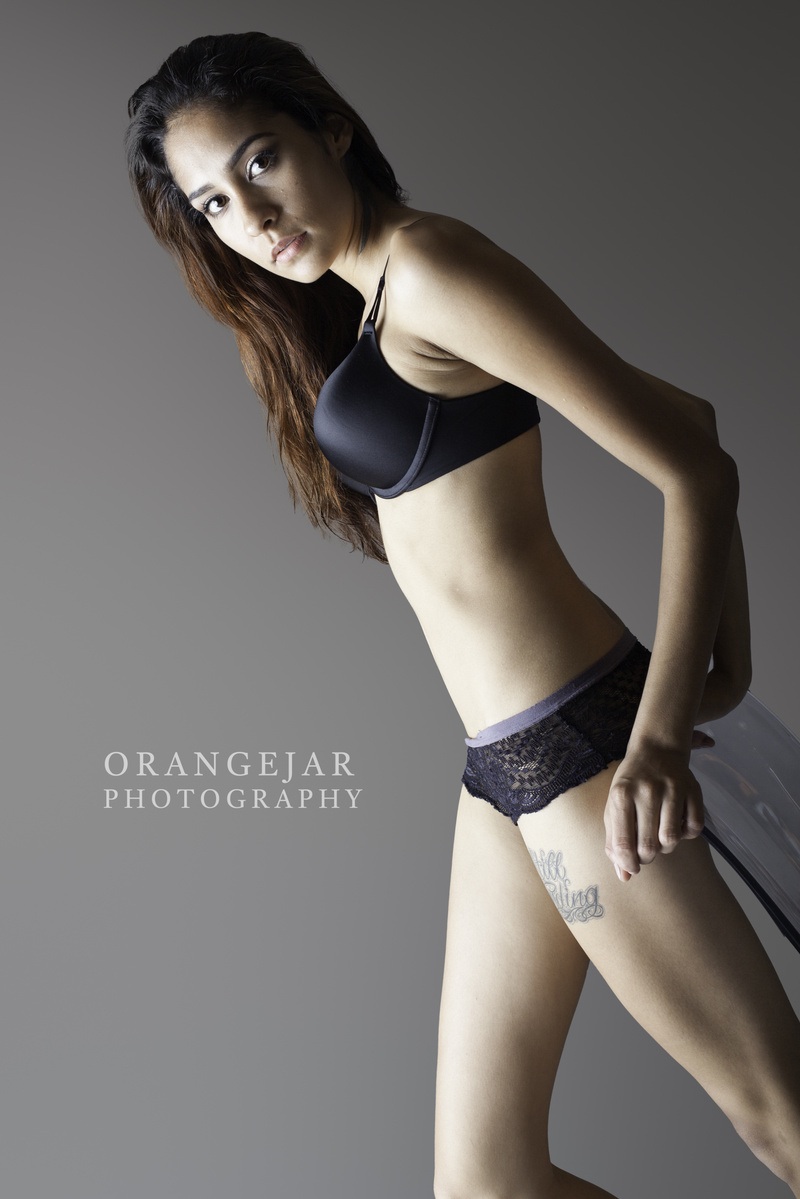 Female model photo shoot of mzchicana619