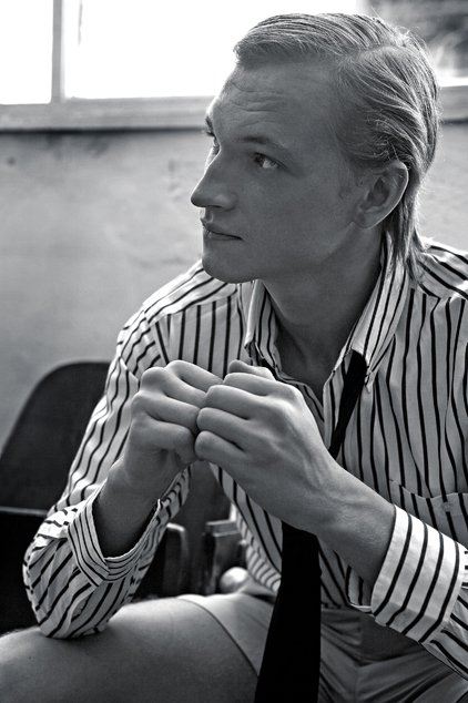 Male model photo shoot of Lee Kooper