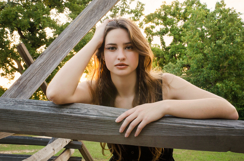 Female model photo shoot of Jessica Lauren Bullock