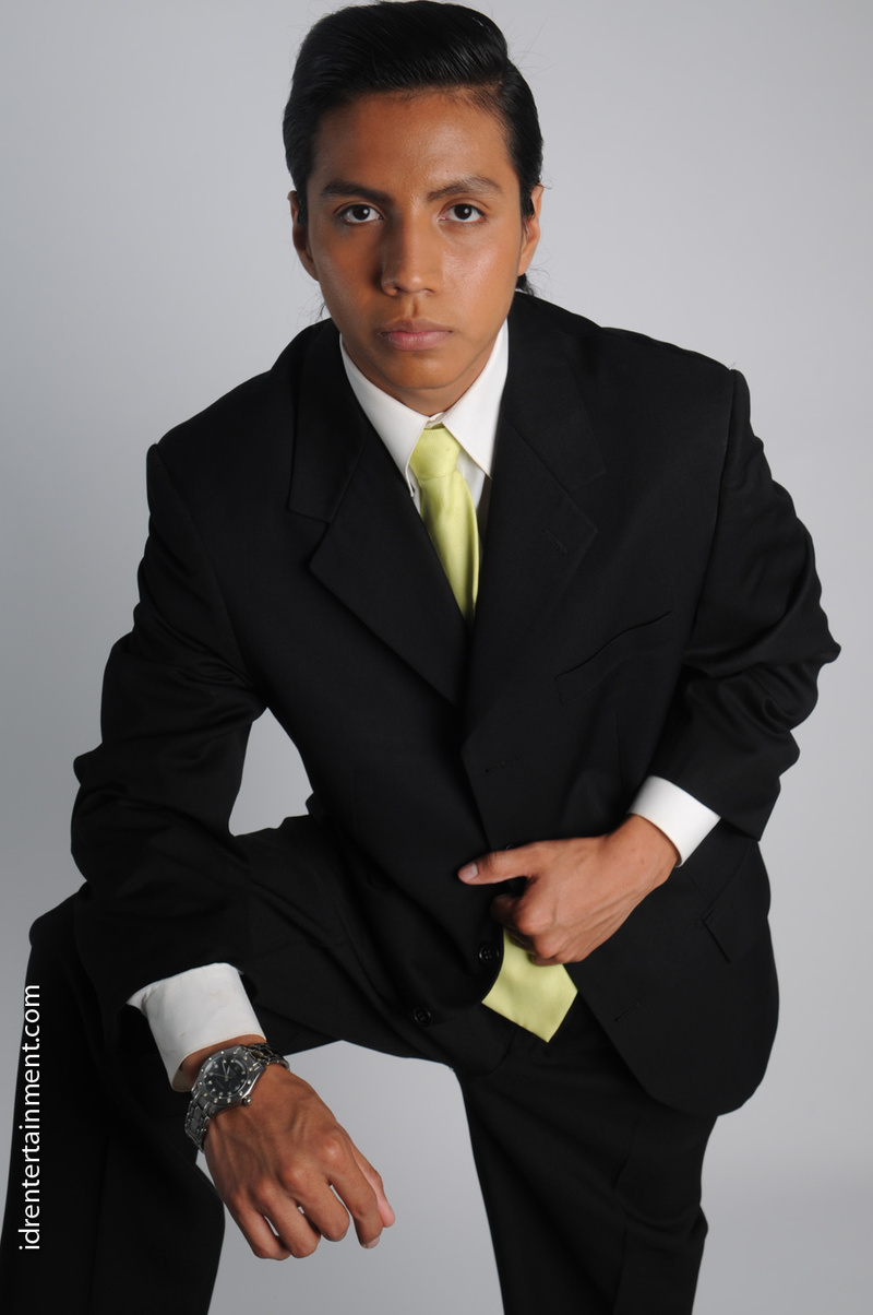 Male model photo shoot of Juan Lujano