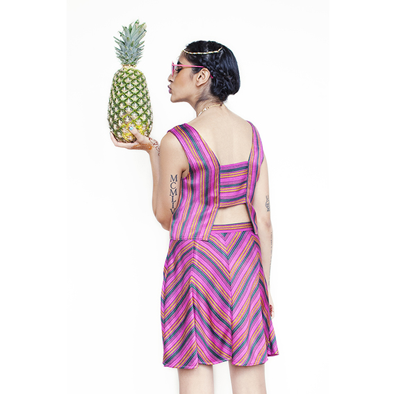 Female model photo shoot of abacaxi