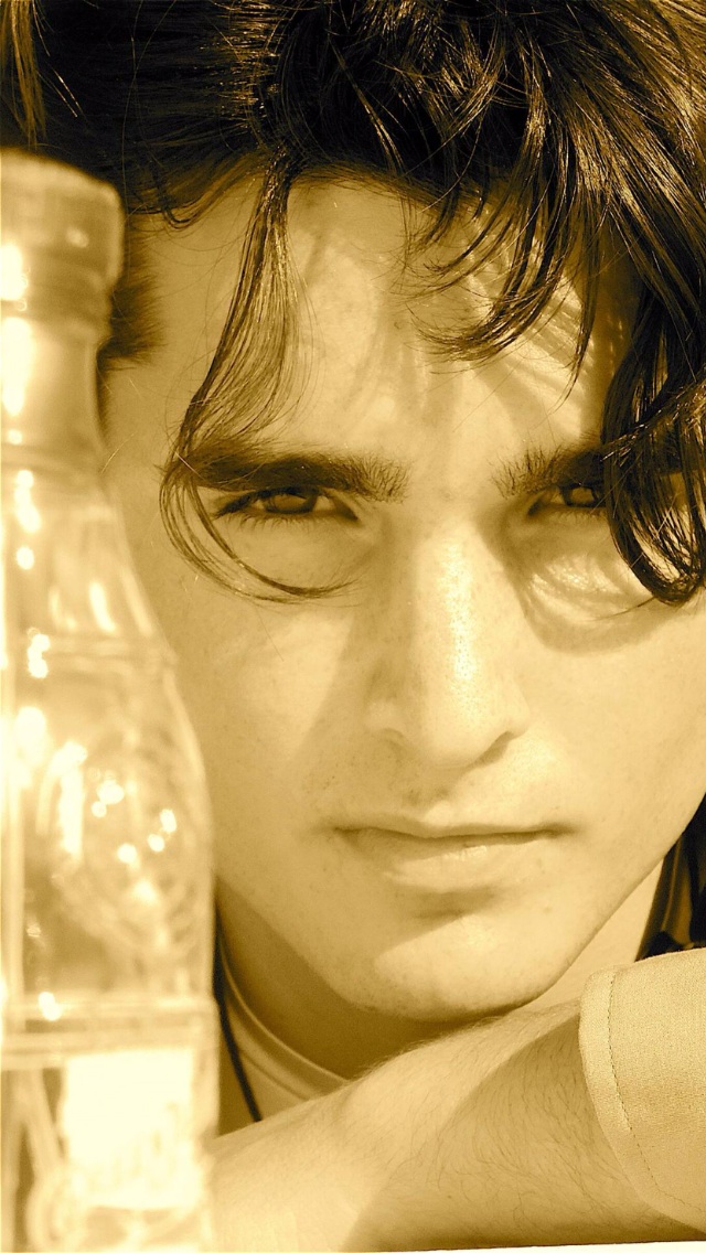Male model photo shoot of Julian DeVincenzo by Sametti Photography in Corona Del Mar