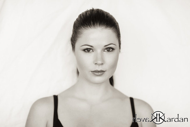 Female model photo shoot of Sarah Munn by Kardan Photography in Wellington, New Zealand