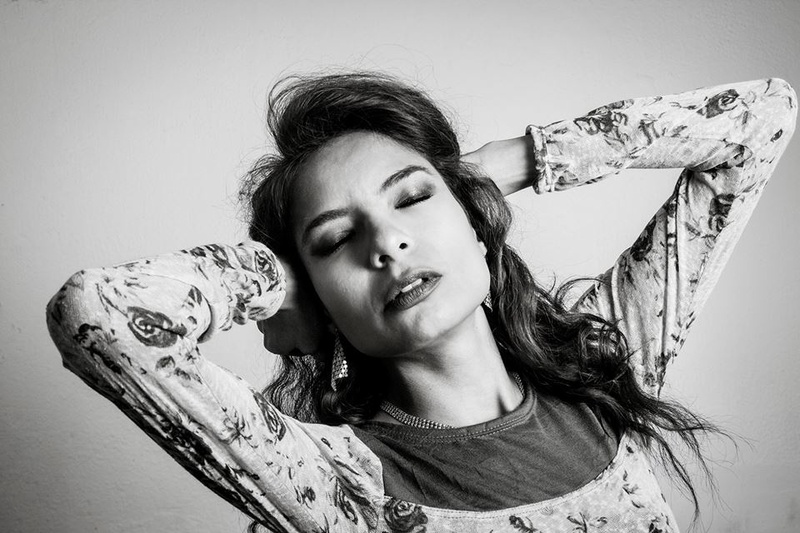 Female model photo shoot of Ana Chinas