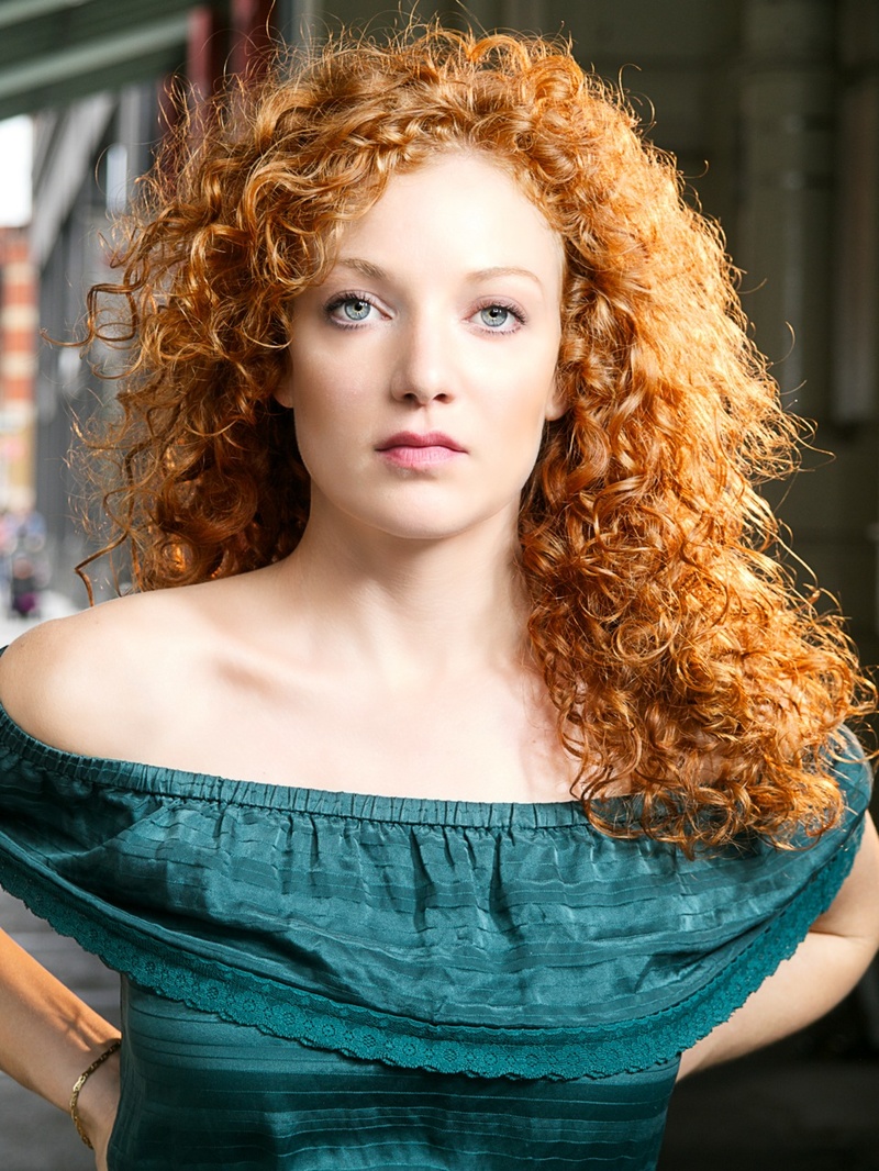 Female model photo shoot of Ivy Ginger