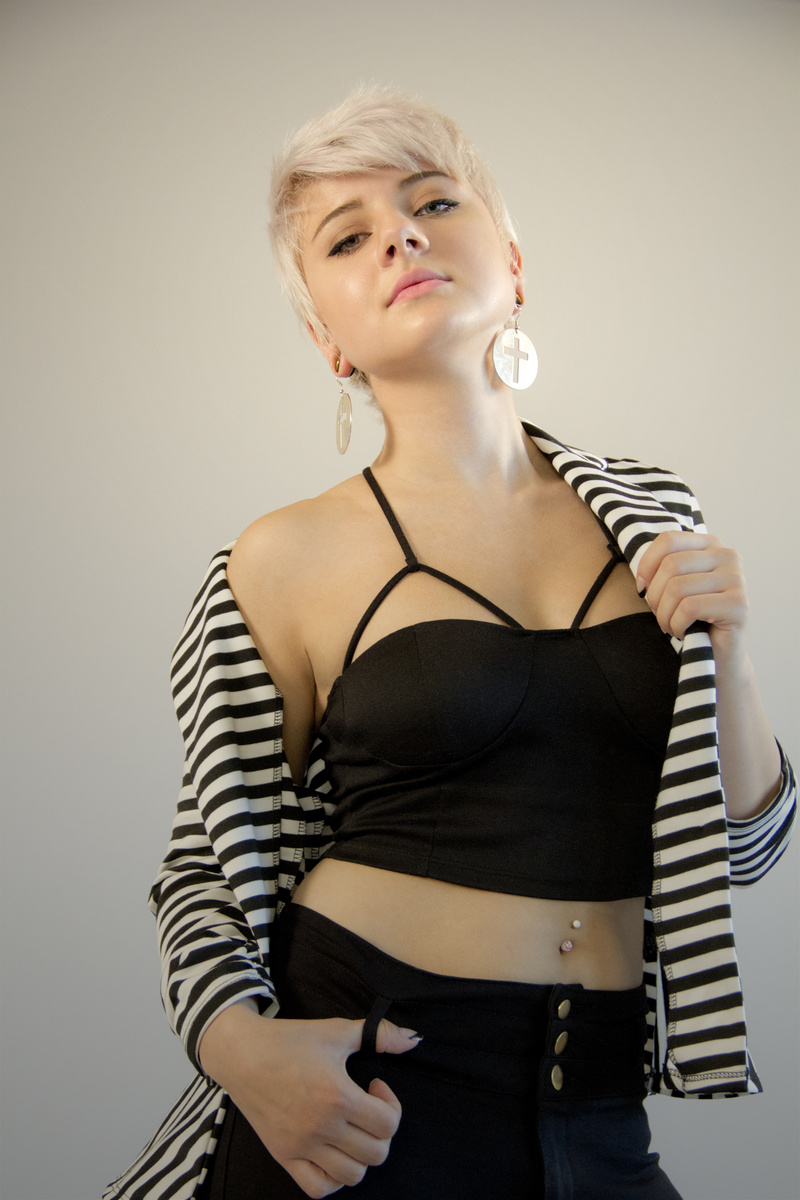 Female model photo shoot of Elizabeth Rae by GiovanniPaulPhotography