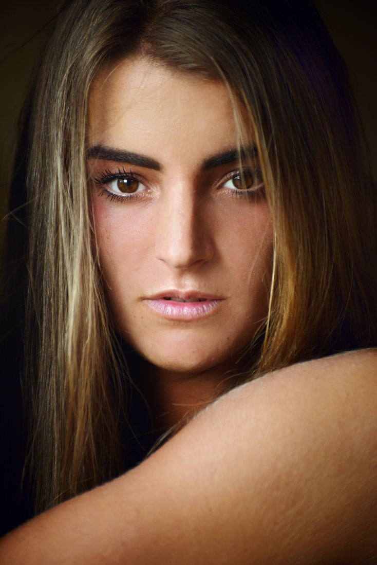 Female model photo shoot of Lou Eva by hernancc in Canary Islands