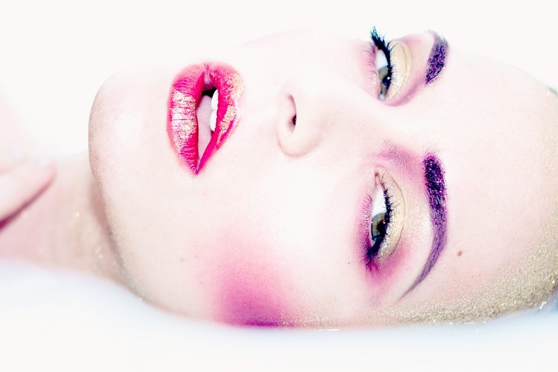 Female model photo shoot of Cassandra Hierholzer by Mimi Daugherty, makeup by MissyEspelien