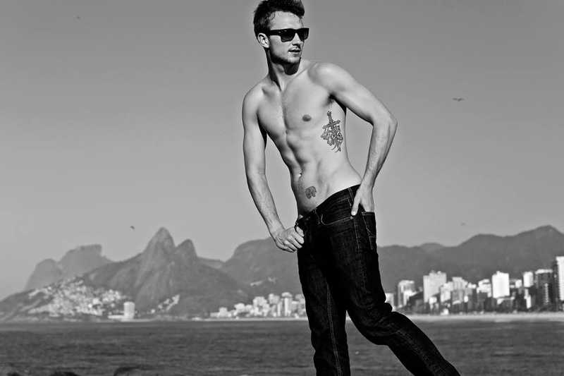 Male model photo shoot of Matt Mares in Rio de Janeiro