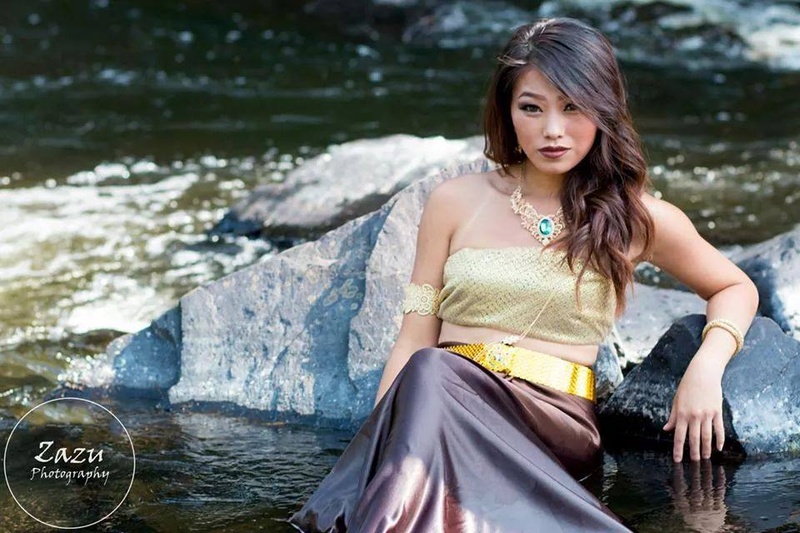 Female model photo shoot of chee chang