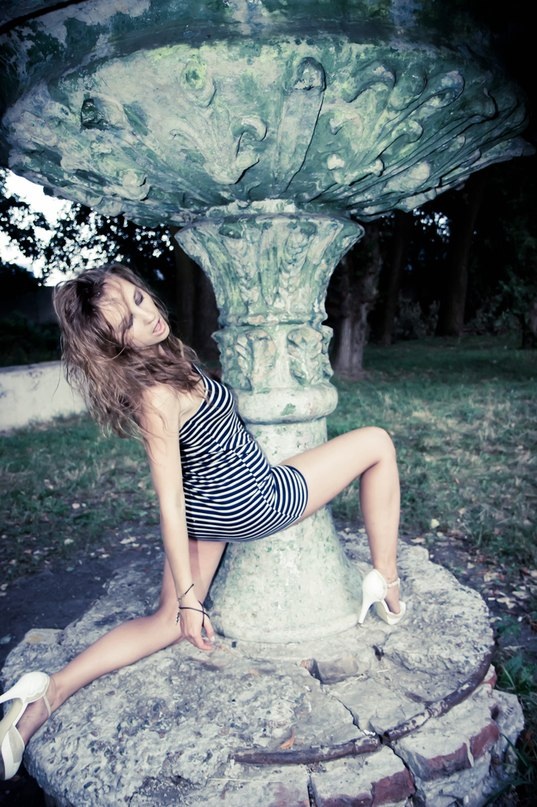 Female model photo shoot of Ganna Osovitskaya