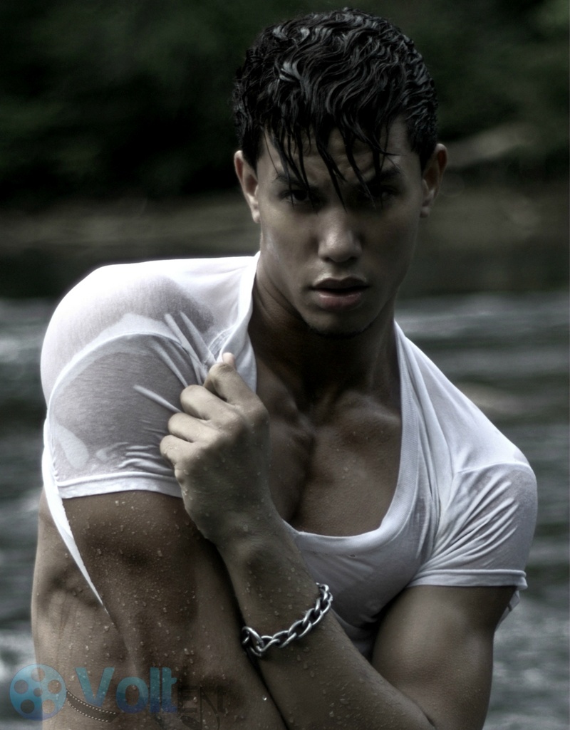 Male model photo shoot of Giorgio Marquez Render 