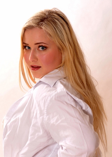 Female model photo shoot of Helga 