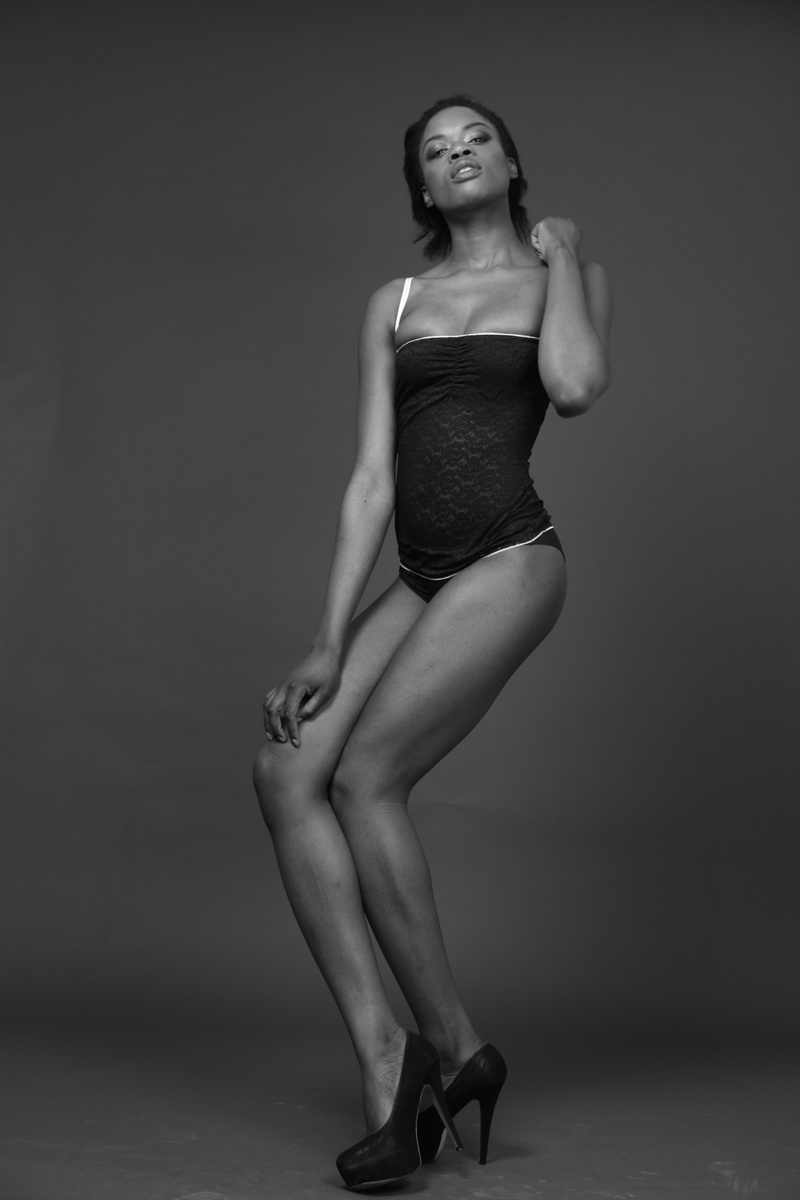 Female model photo shoot of Estelle Digridi