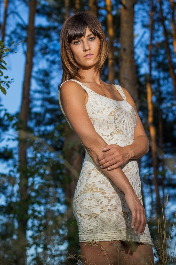 Female model photo shoot of Olga Skuratovska