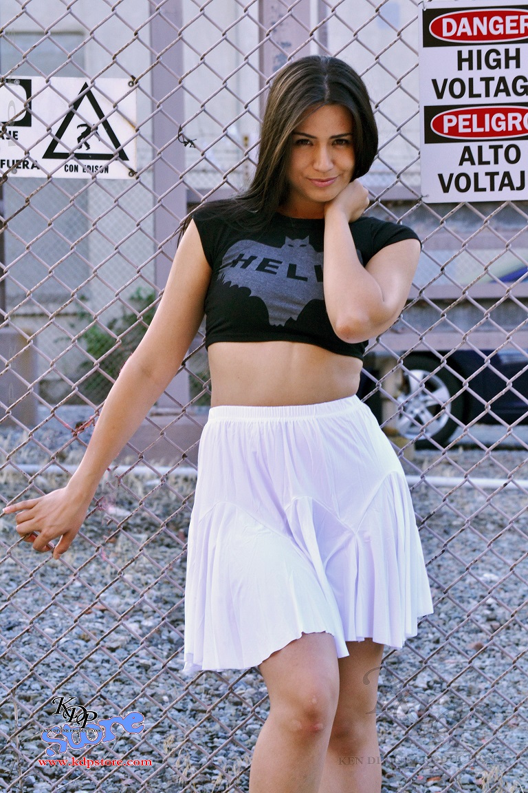 Female model photo shoot of Analiese Aviles  in DUMBO Brooklyn
