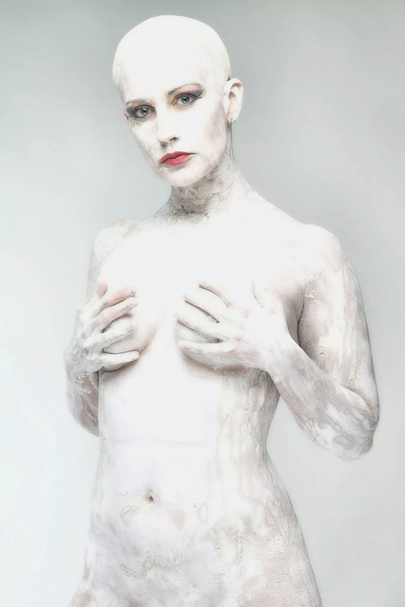 Female model photo shoot of Jennifer Renee by StromePhoto