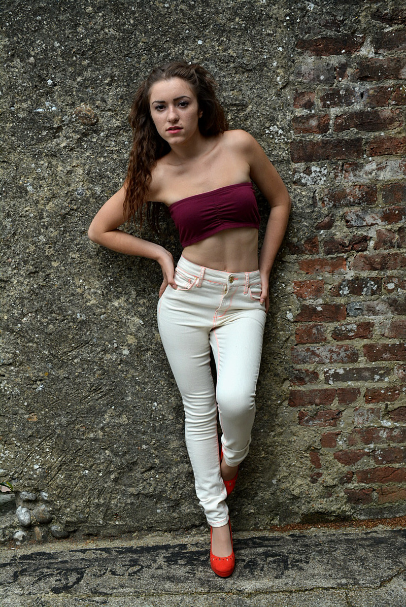 Female model photo shoot of Tinka Neacsu in Manor Barn Gardens