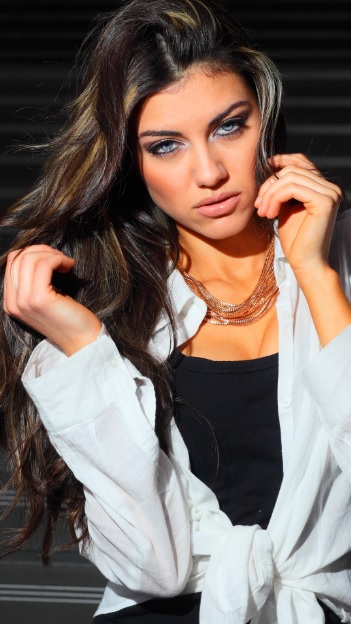 Female model photo shoot of Jasemin