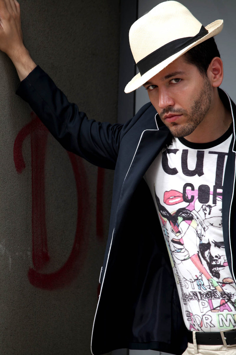 Male model photo shoot of Nestor Martinez in RT Photograpy