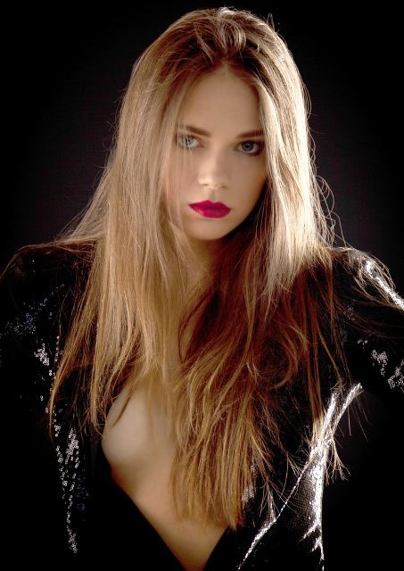 Female model photo shoot of Julia_Tarasevich